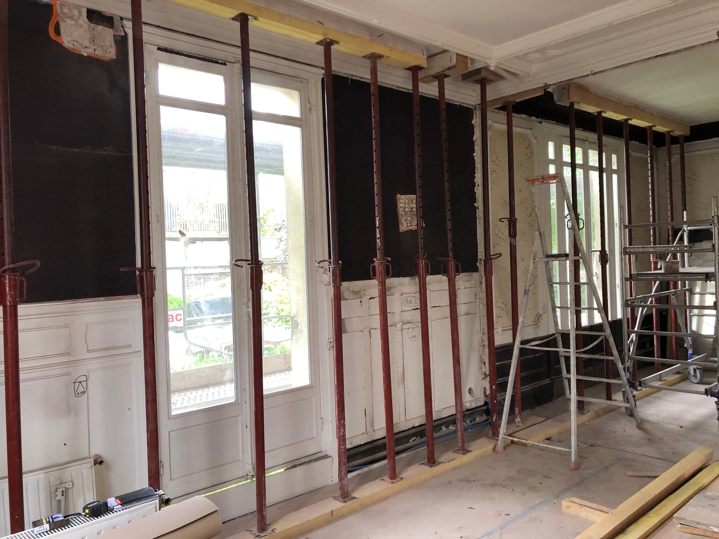 Rénovation d’une maison ancienne — chantier en cours
