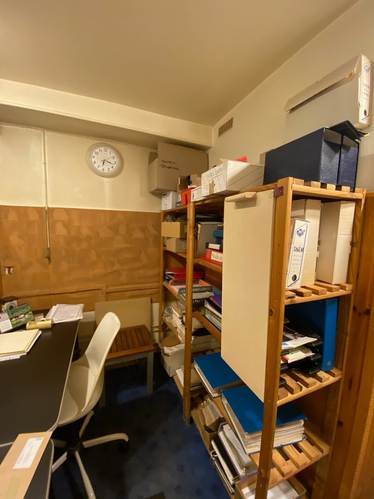 Rénovation d'un cabinet de santé pluridisciplinaire — avant travaux